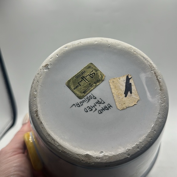 Hand Painted in Portugal Planter Shafford Collection - Picture 7 of 7